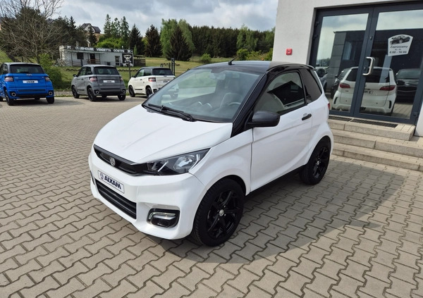 Aixam City cena 46800 przebieg: 15000, rok produkcji 2023 z Grybów małe 191